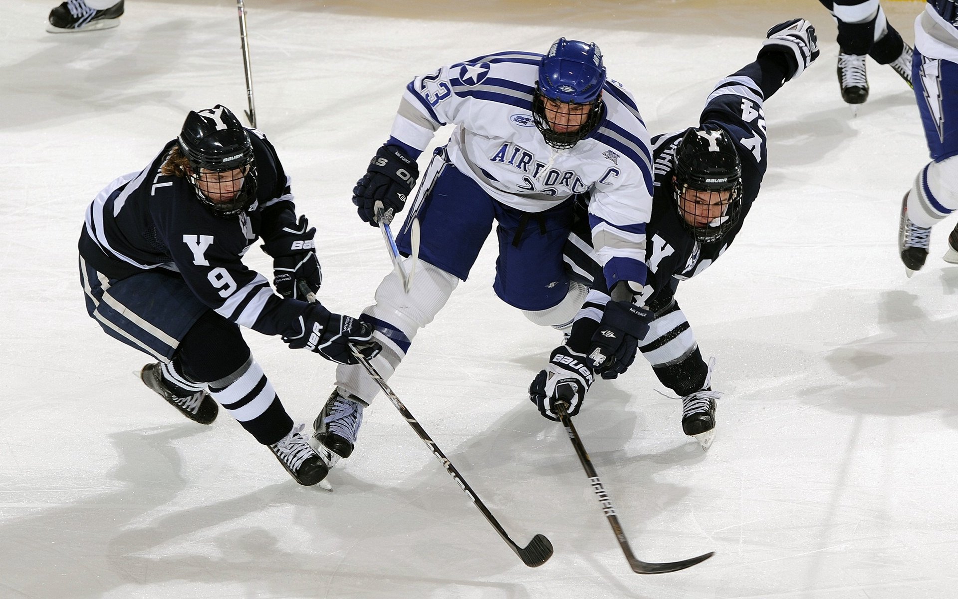 姆巴佩天神下凡!荷兰3-1泰国,世界杯B组上演速度与激情